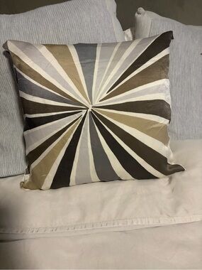 Rare west elm 100% silk hand printed reversible bullseye pillow cover neutral.